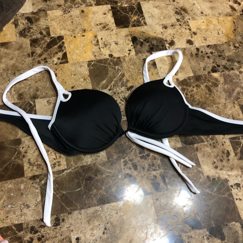 Bikini top